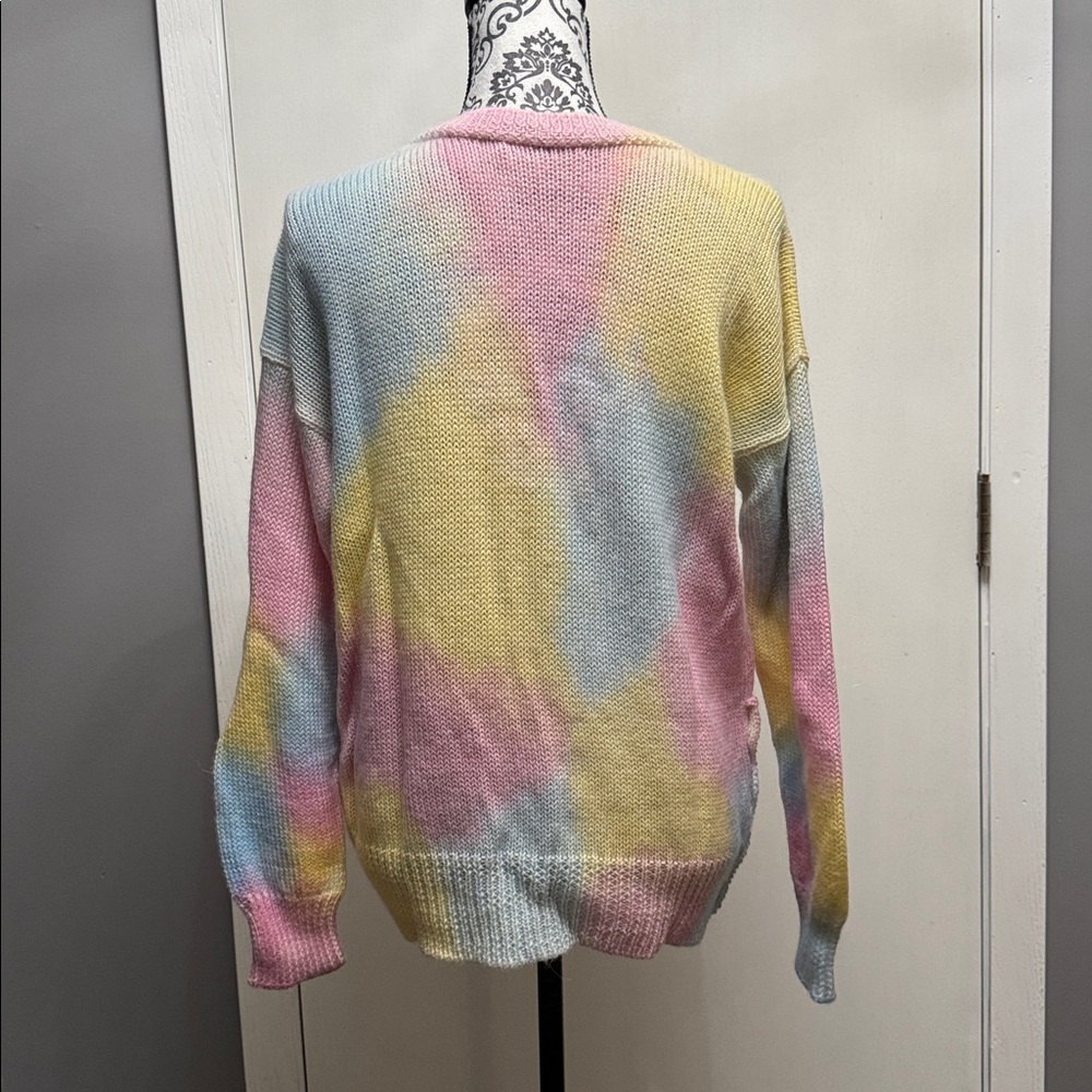 Sweater - Picture 3 of 5